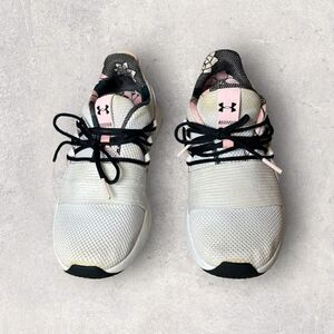 Under Armor Breathe Sneakers
